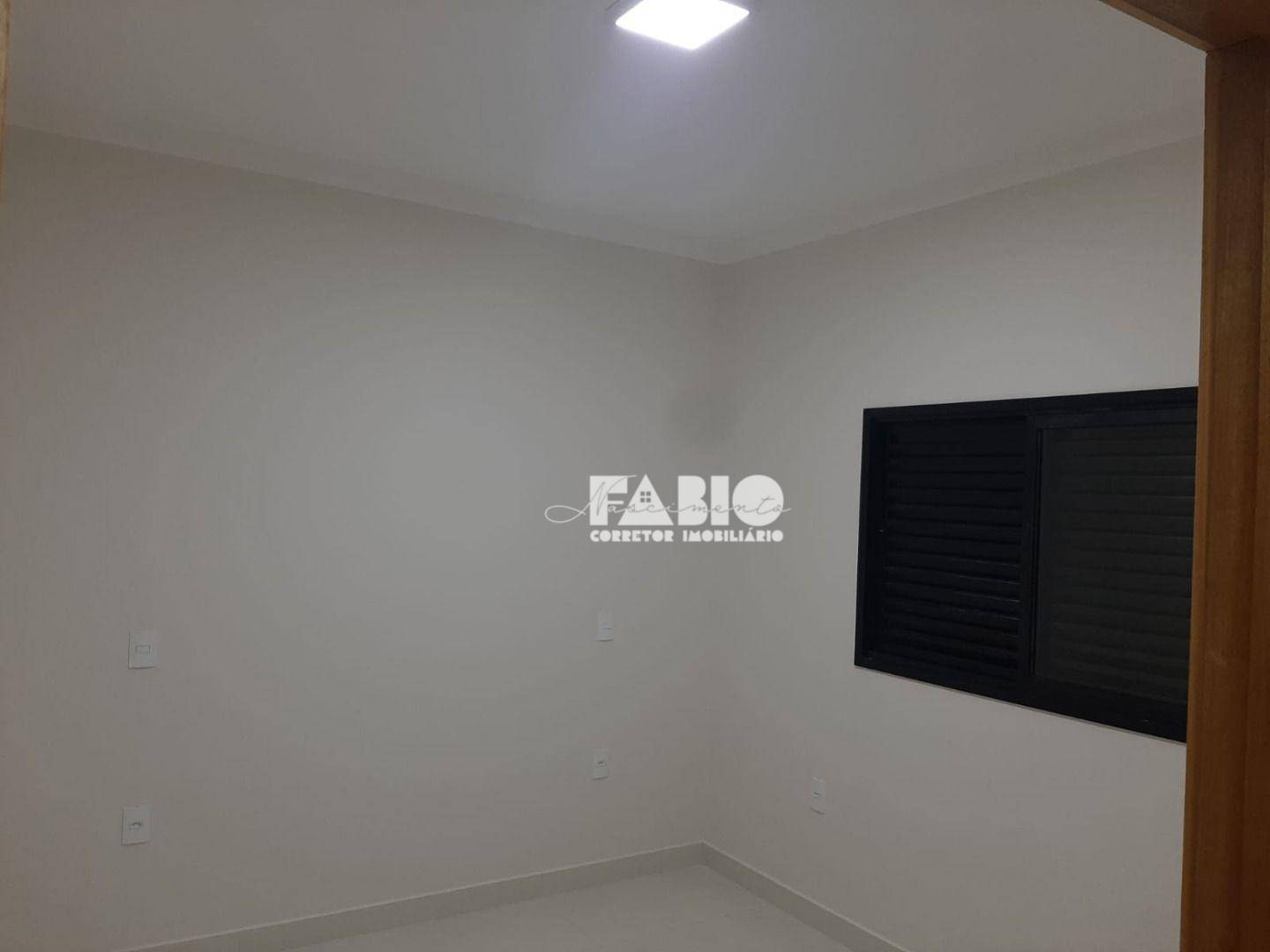 Casa à venda com 2 quartos, 101m² - Foto 3