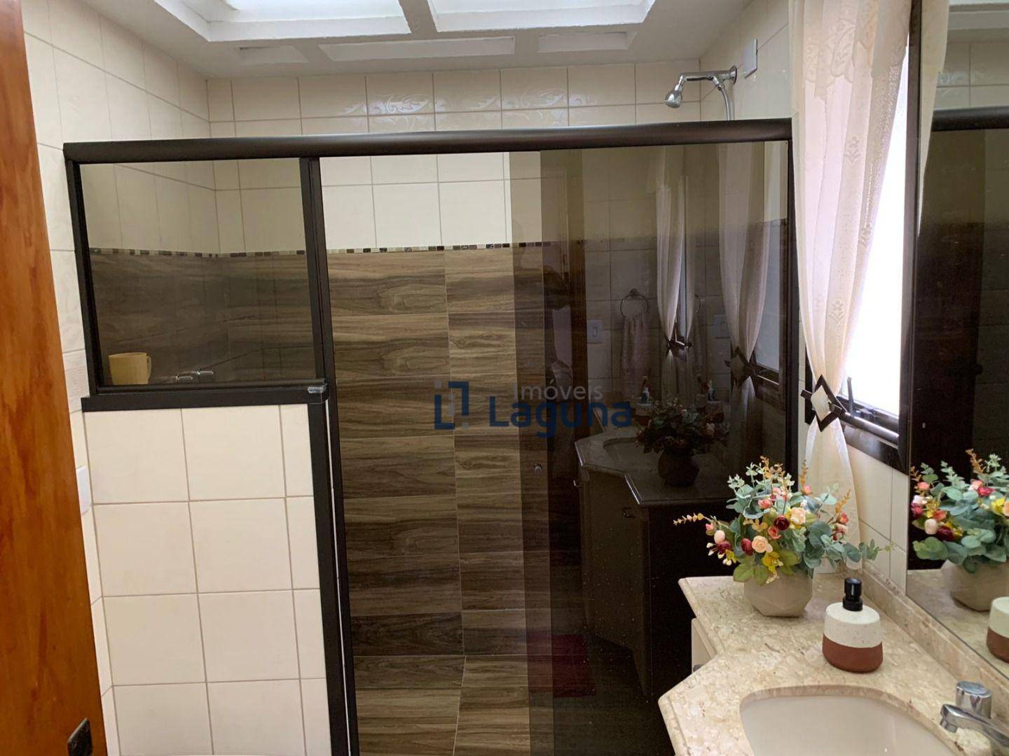 Apartamento à venda com 4 quartos, 136m² - Foto 27