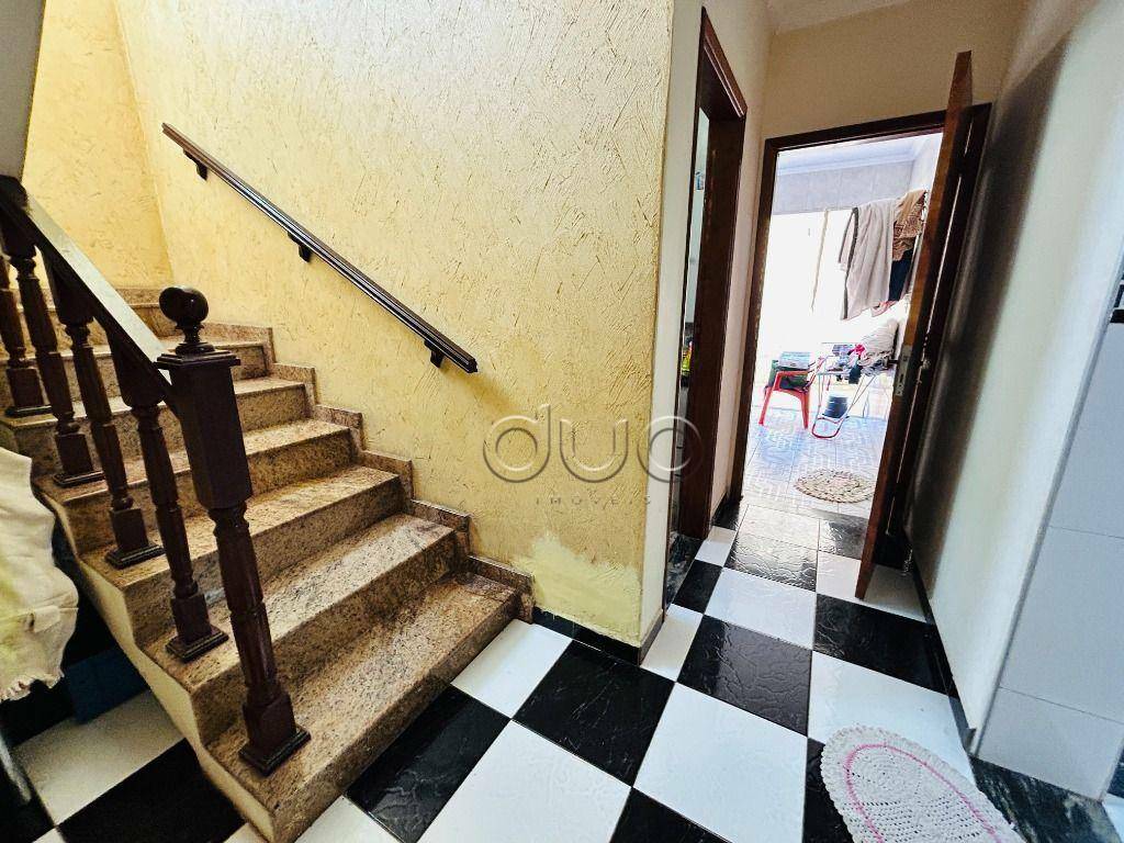 Casa à venda com 2 quartos, 169m² - Foto 14