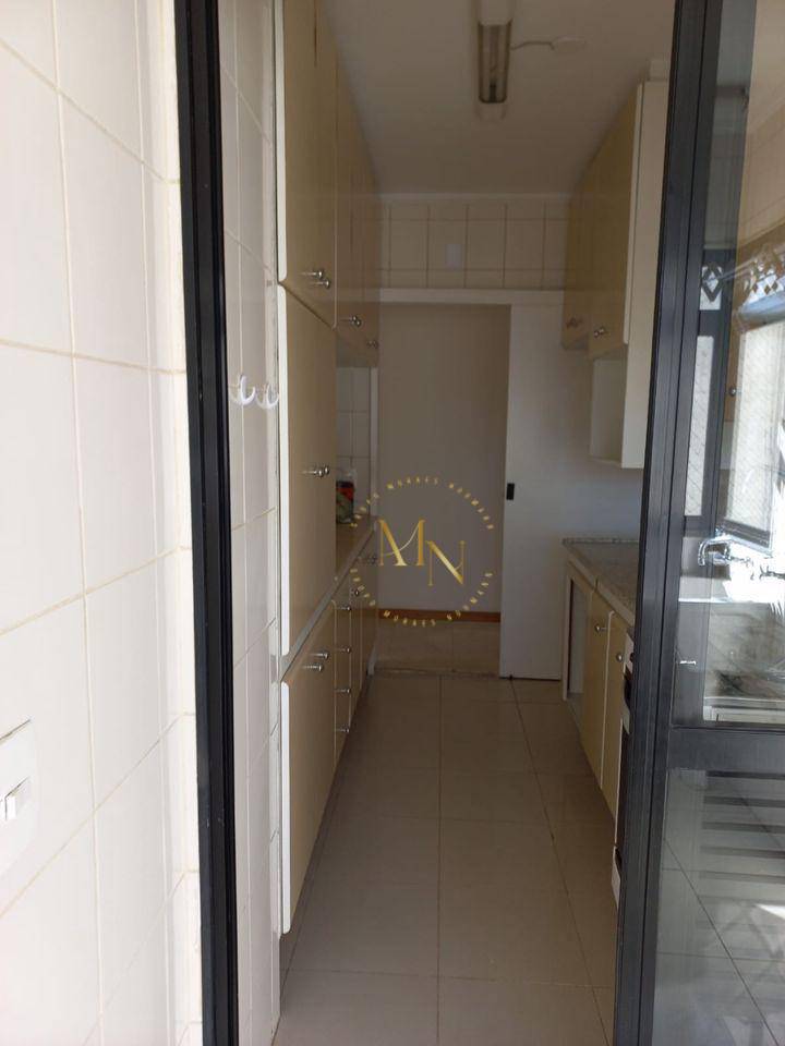 Apartamento à venda com 2 quartos, 70m² - Foto 20