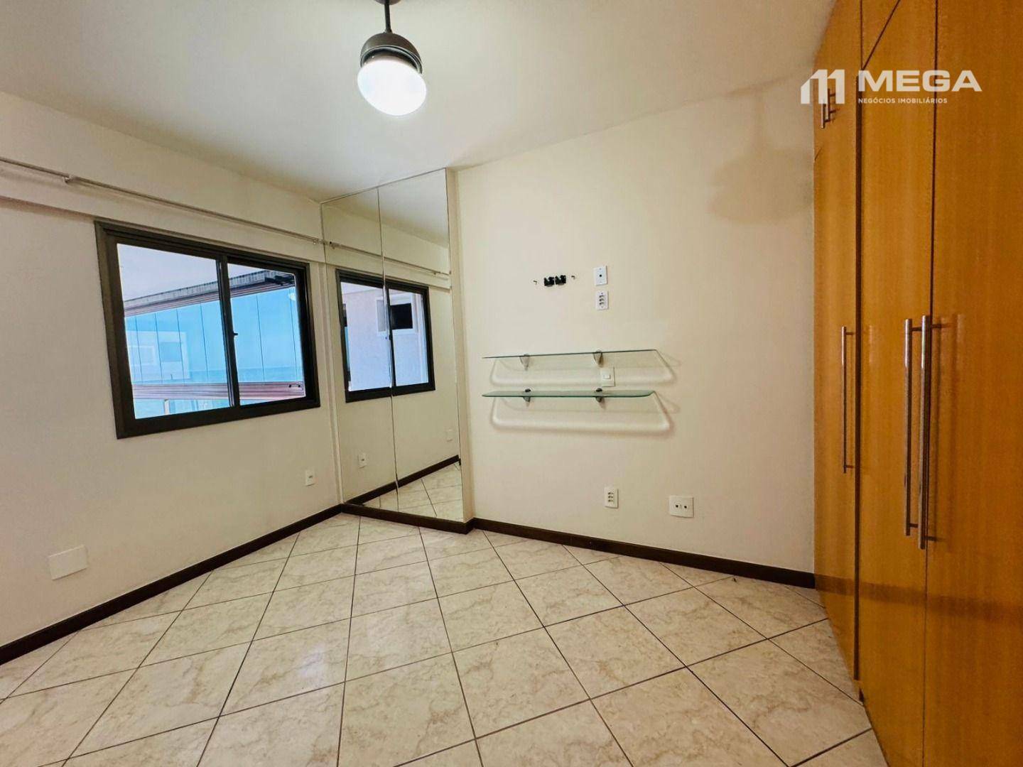 Apartamento para alugar com 3 quartos, 130m² - Foto 14