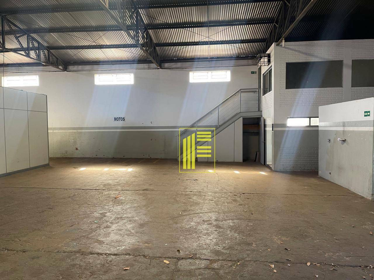 Depósito-Galpão-Armazém para alugar, 980m² - Foto 5