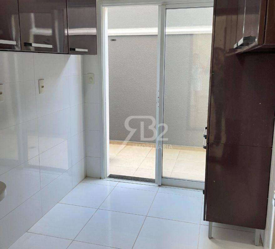 Casa de Condomínio à venda com 4 quartos, 318m² - Foto 15