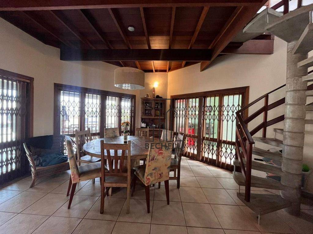 Casa à venda e aluguel com 3 quartos, 203m² - Foto 11