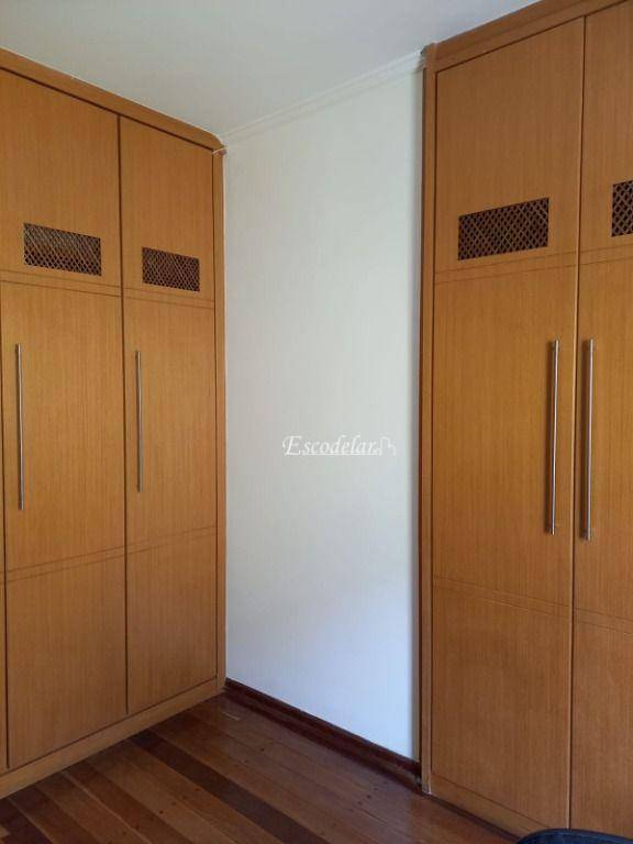 Casa à venda com 4 quartos, 200m² - Foto 48