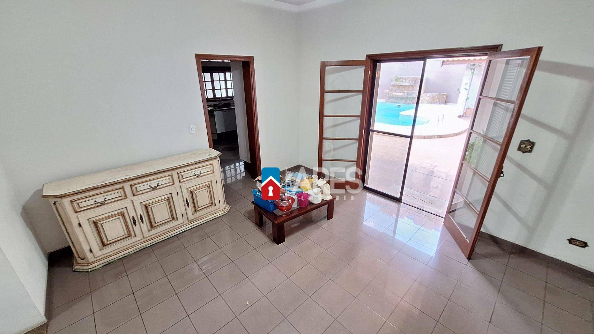 Casa para alugar com 3 quartos, 249m² - Foto 20