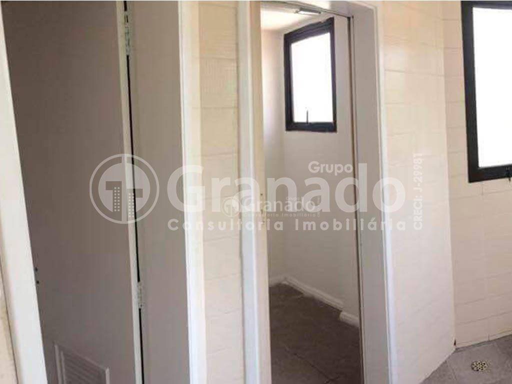 Apartamento à venda com 3 quartos, 147m² - Foto 2