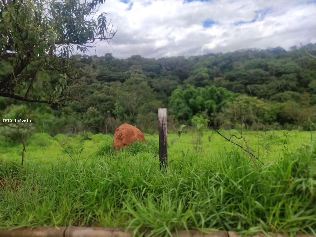 Terreno à venda, 1650m² - Foto 1