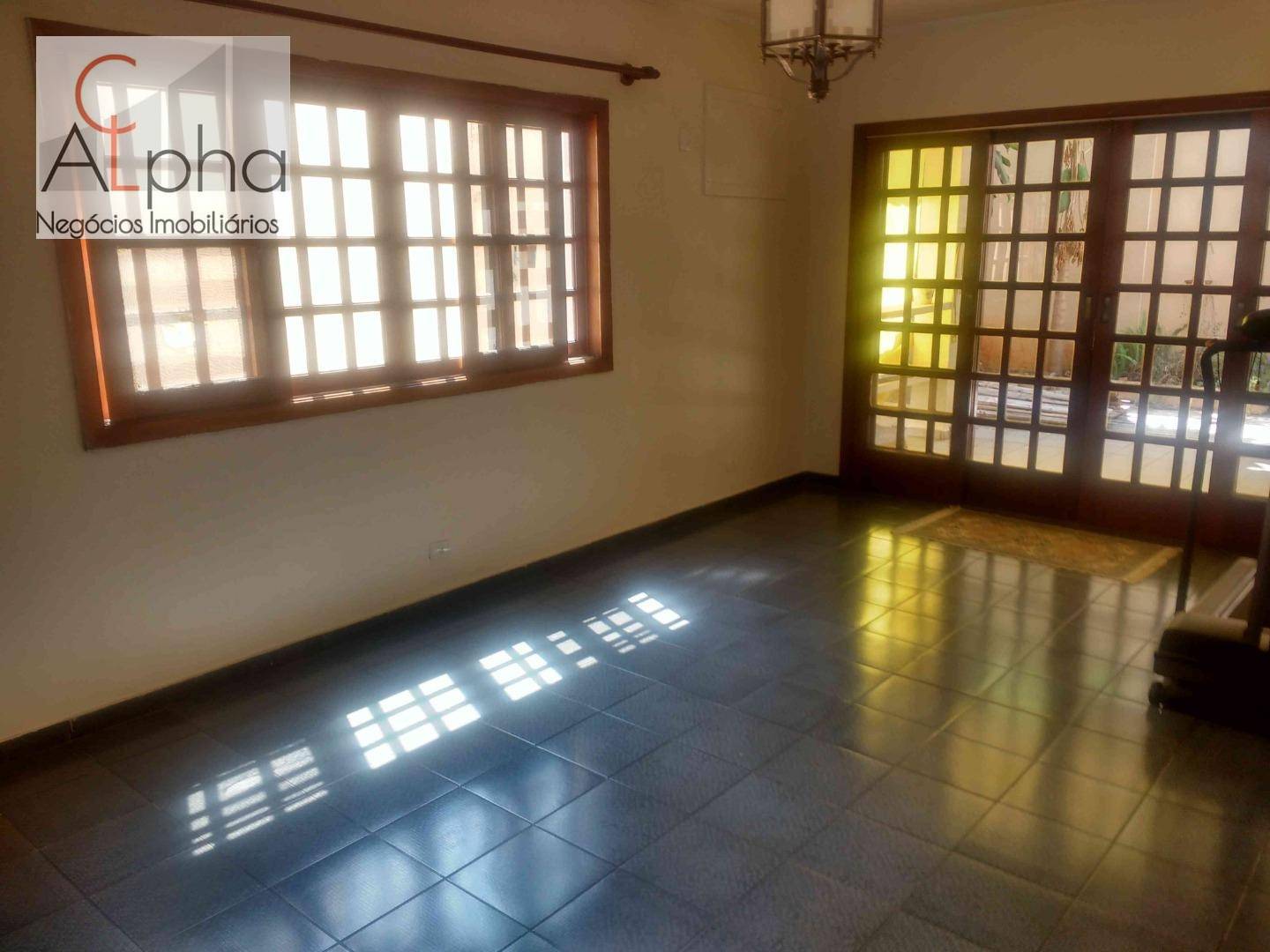 Sobrado à venda com 5 quartos, 550m² - Foto 4