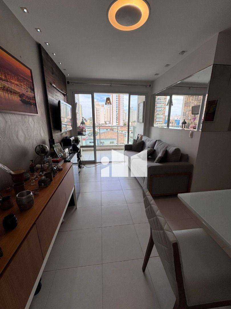 Apartamento à venda com 2 quartos, 62m² - Foto 4