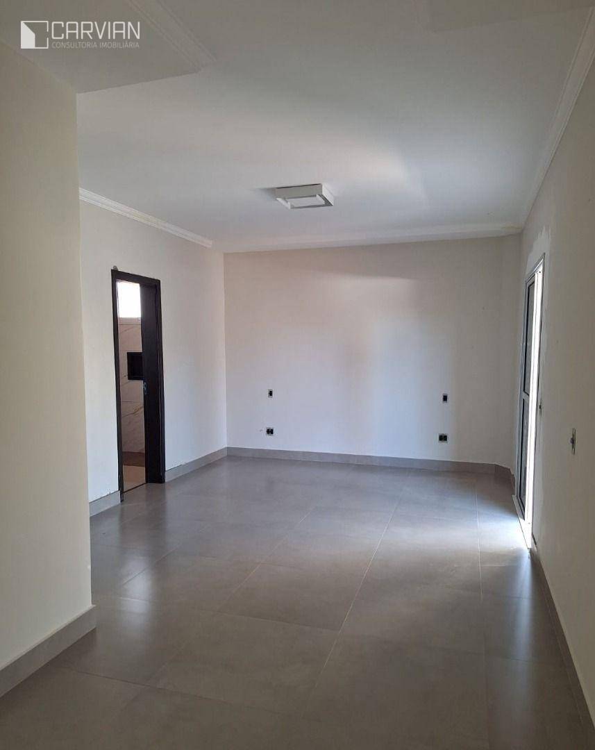 Casa à venda com 4 quartos, 260m² - Foto 14