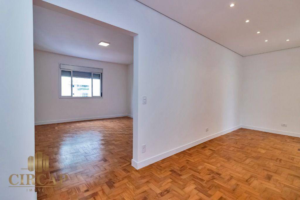 Apartamento à venda com 3 quartos, 270m² - Foto 12