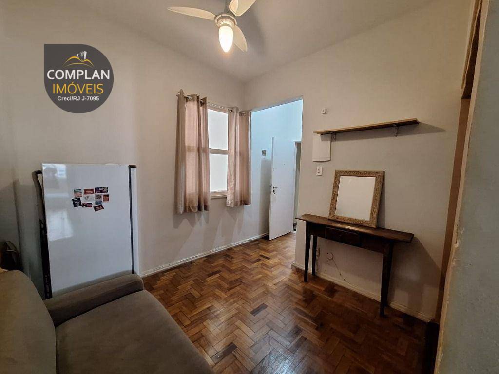 Apartamento para alugar com 1 quarto, 40m² - Foto 10