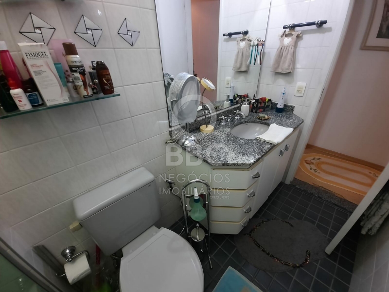 Apartamento à venda com 2 quartos, 80m² - Foto 12