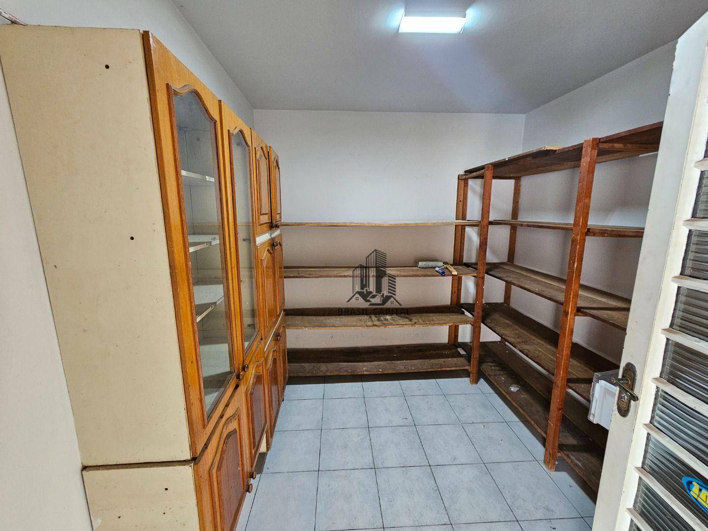 Sobrado à venda com 3 quartos, 300m² - Foto 25