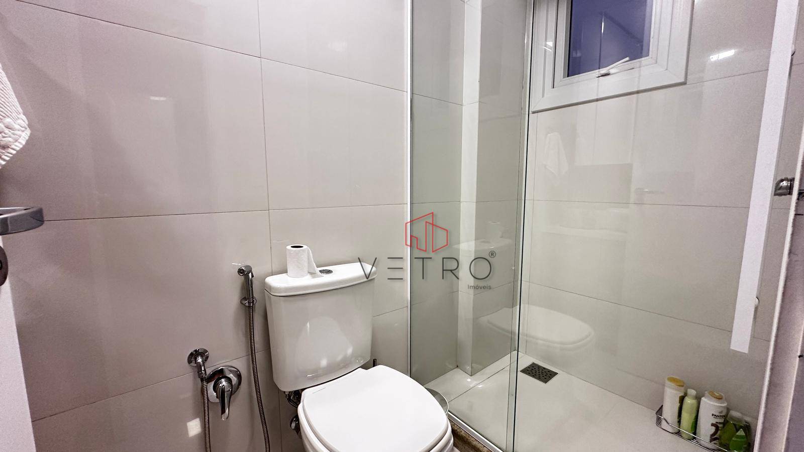 Apartamento à venda com 1 quarto, 56m² - Foto 16