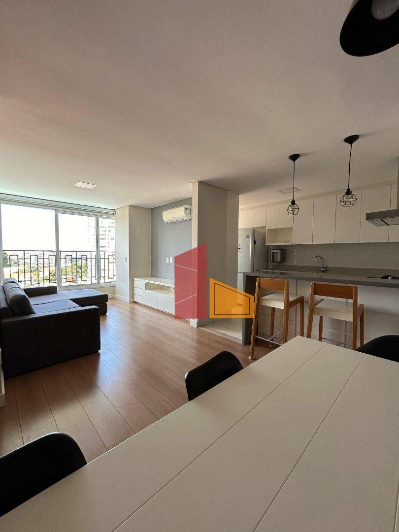 Apartamento à venda com 2 quartos, 94m² - Foto 2