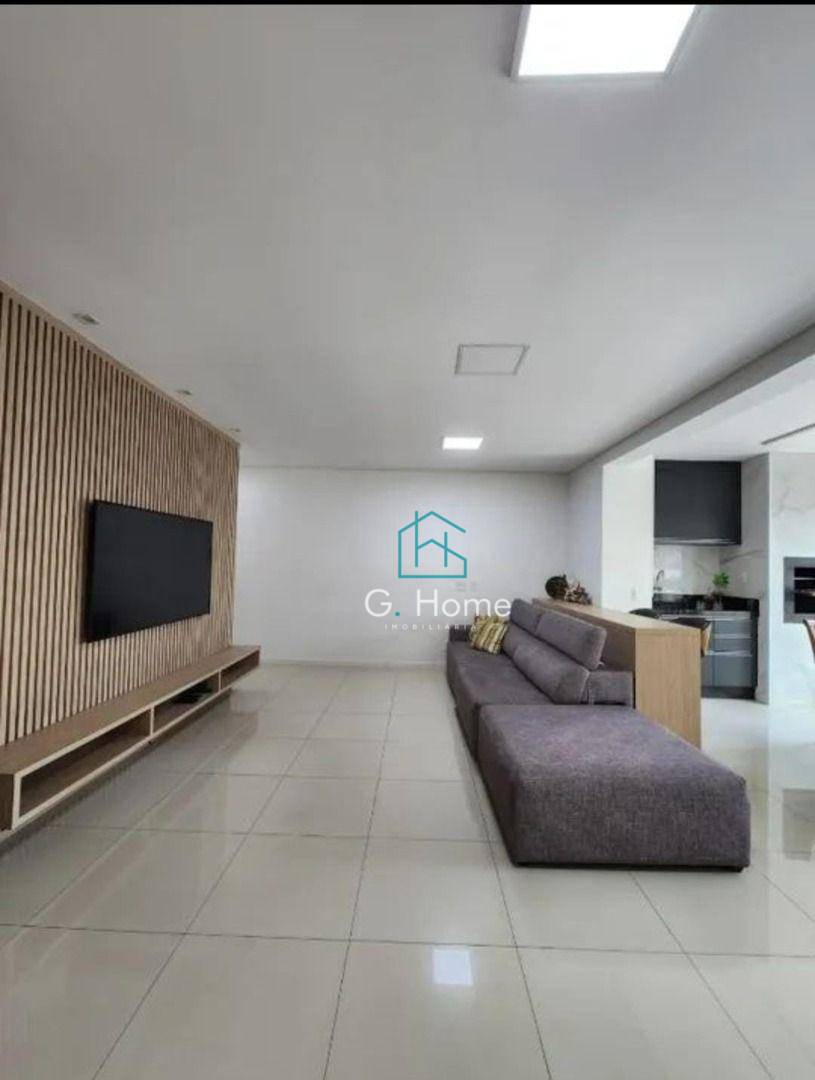 Apartamento para alugar com 3 quartos, 122m² - Foto 2