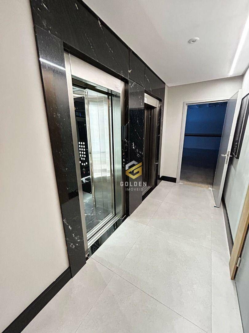 Apartamento para alugar com 2 quartos, 87m² - Foto 3