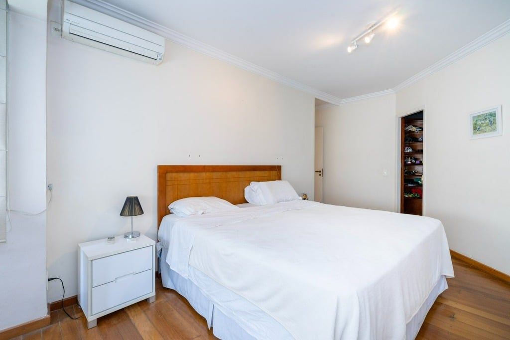 Apartamento à venda com 3 quartos, 185m² - Foto 50