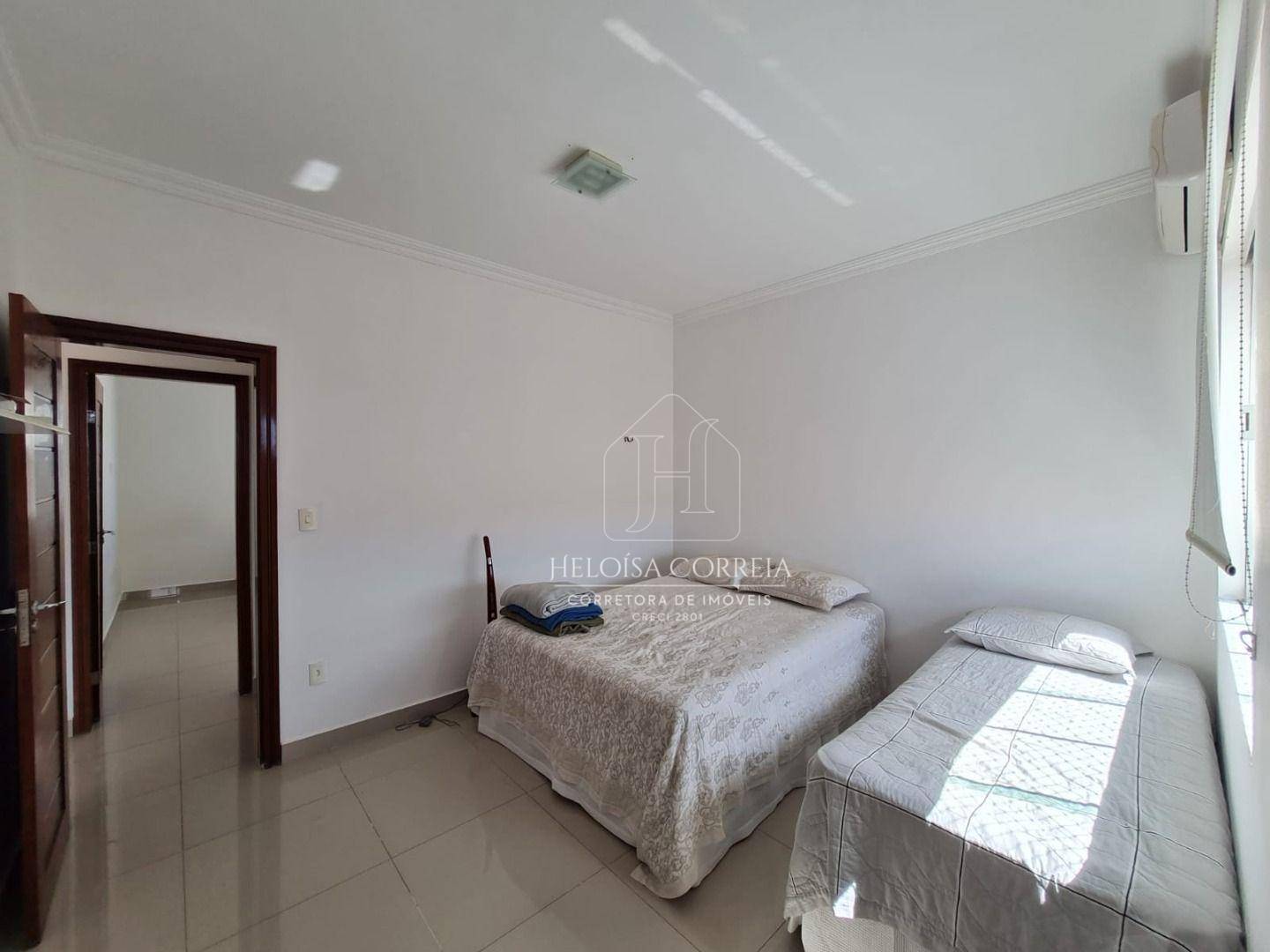 Casa à venda com 4 quartos, 290m² - Foto 19