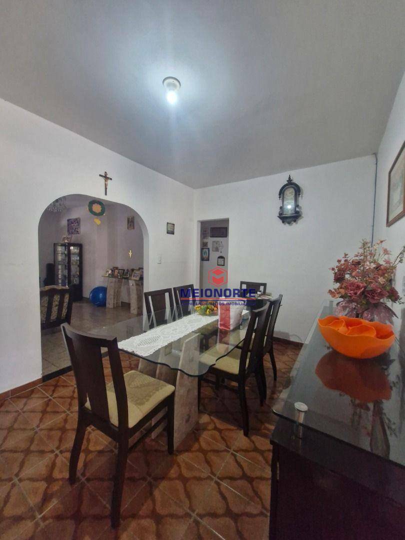 Casa à venda com 3 quartos, 200m² - Foto 15