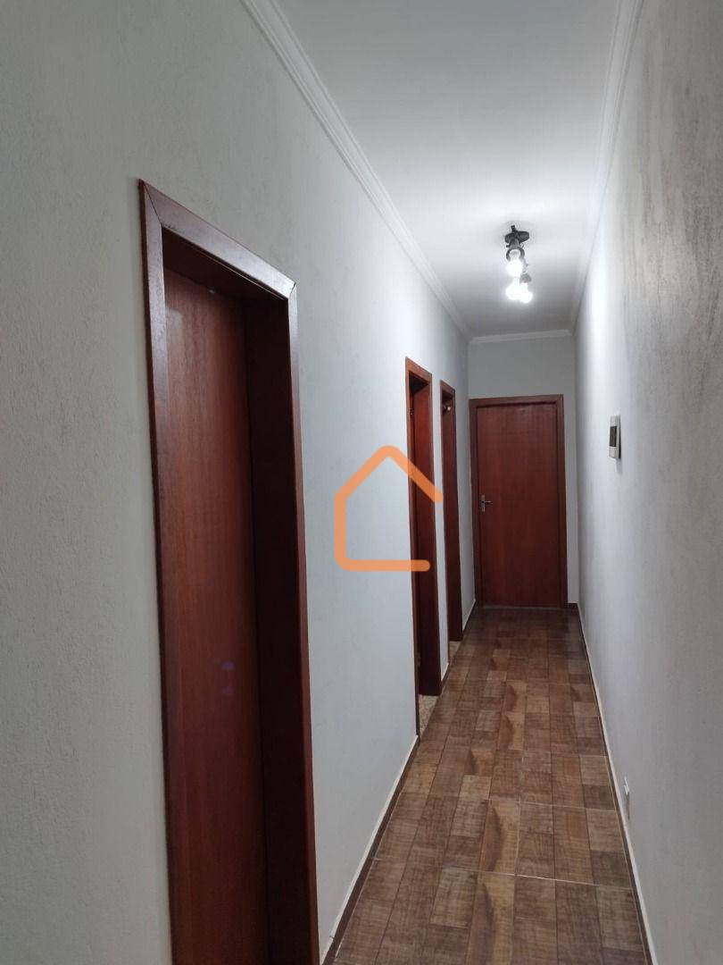 Casa à venda com 3 quartos, 82m² - Foto 8