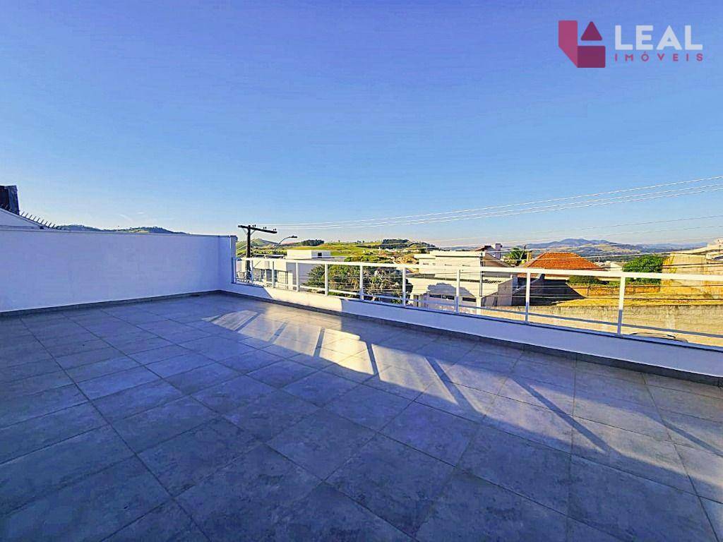 Casa à venda com 4 quartos, 346m² - Foto 14