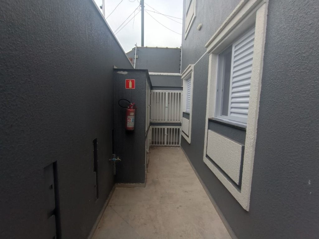 Apartamento à venda com 2 quartos, 43m² - Foto 15