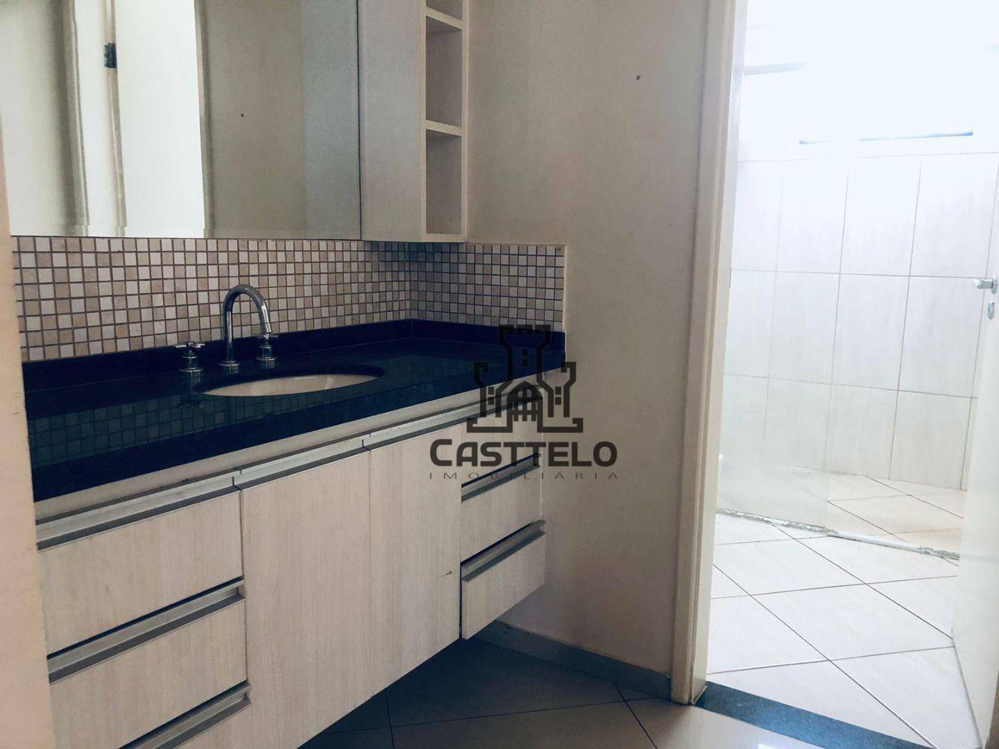 Sobrado à venda com 3 quartos, 220m² - Foto 8