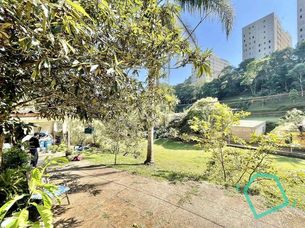 Casa à venda e aluguel com 4 quartos, 700m² - Foto 37