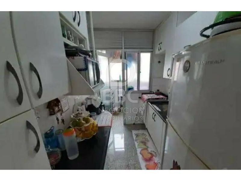 Apartamento à venda com 3 quartos, 69m² - Foto 3