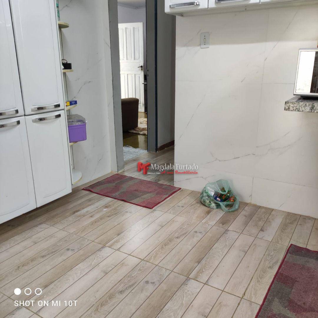 Casa à venda com 2 quartos, 231M2 - Foto 14