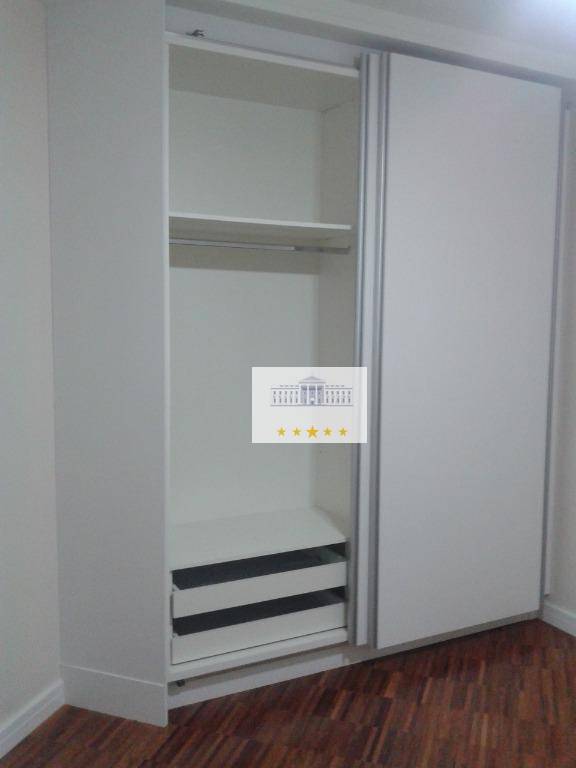 Apartamento à venda com 3 quartos, 184m² - Foto 27