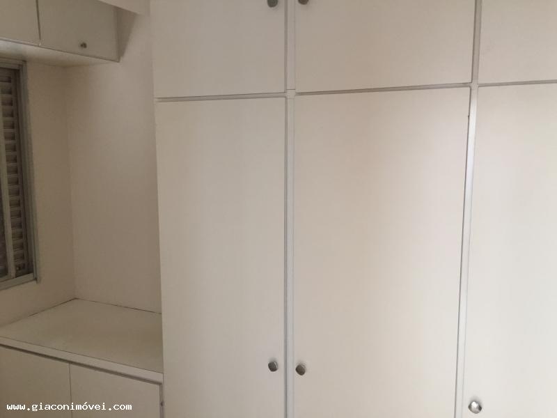 Apartamento à venda com 4 quartos, 204m² - Foto 9