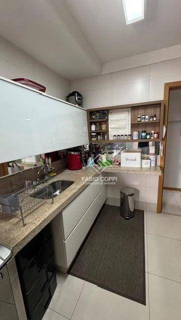 Apartamento à venda com 3 quartos, 112m² - Foto 8