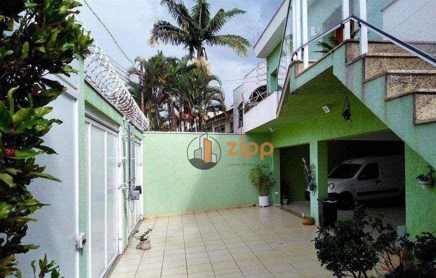 Sobrado à venda com 3 quartos, 260m² - Foto 2