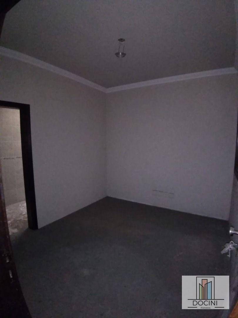 Sobrado à venda com 4 quartos, 260M2 - Foto 9