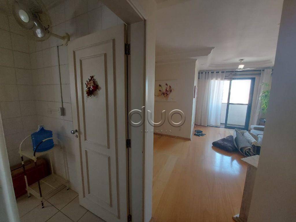 Apartamento à venda com 3 quartos, 84m² - Foto 2