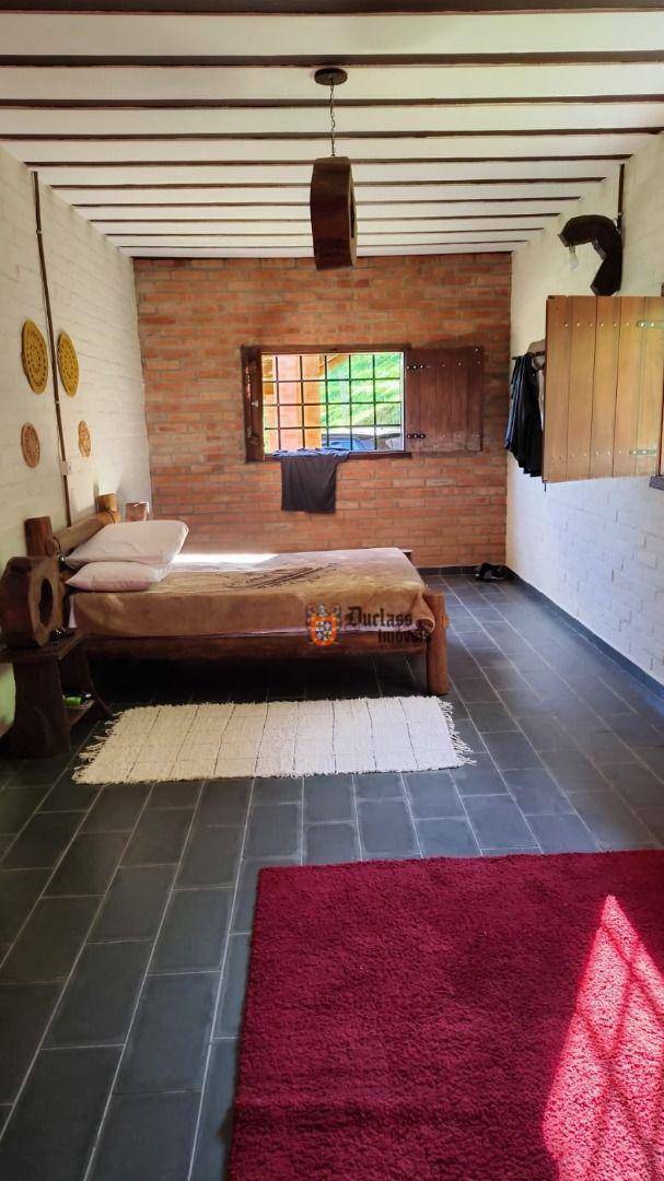 Sítio à venda com 3 quartos, 230m² - Foto 25