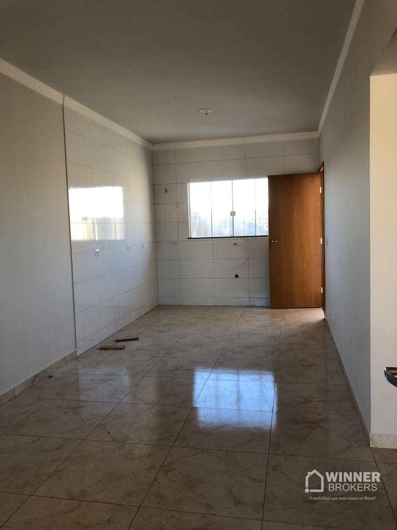 Casa à venda com 2 quartos, 74m² - Foto 3