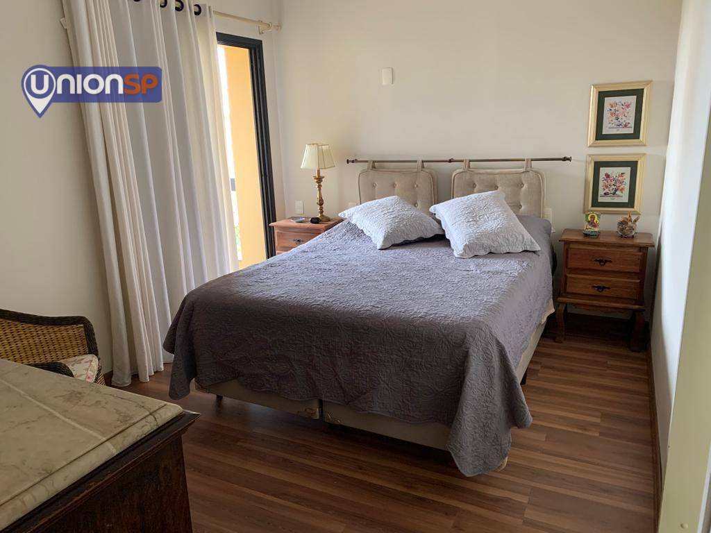 Apartamento à venda com 4 quartos, 213m² - Foto 12