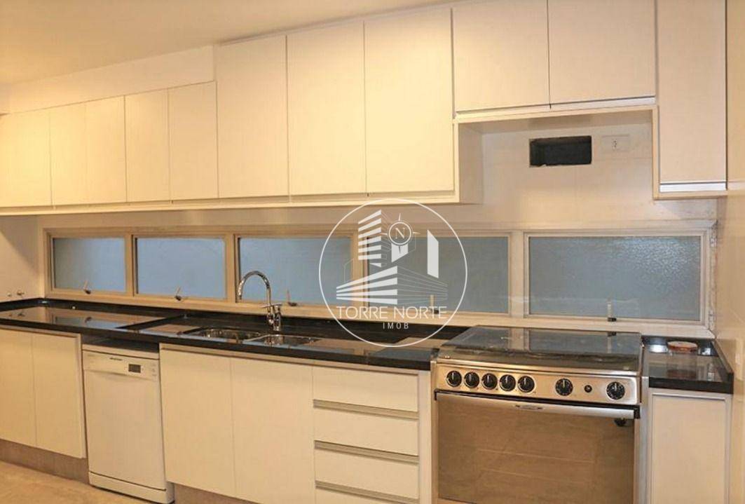 Apartamento para alugar com 3 quartos, 215m² - Foto 10