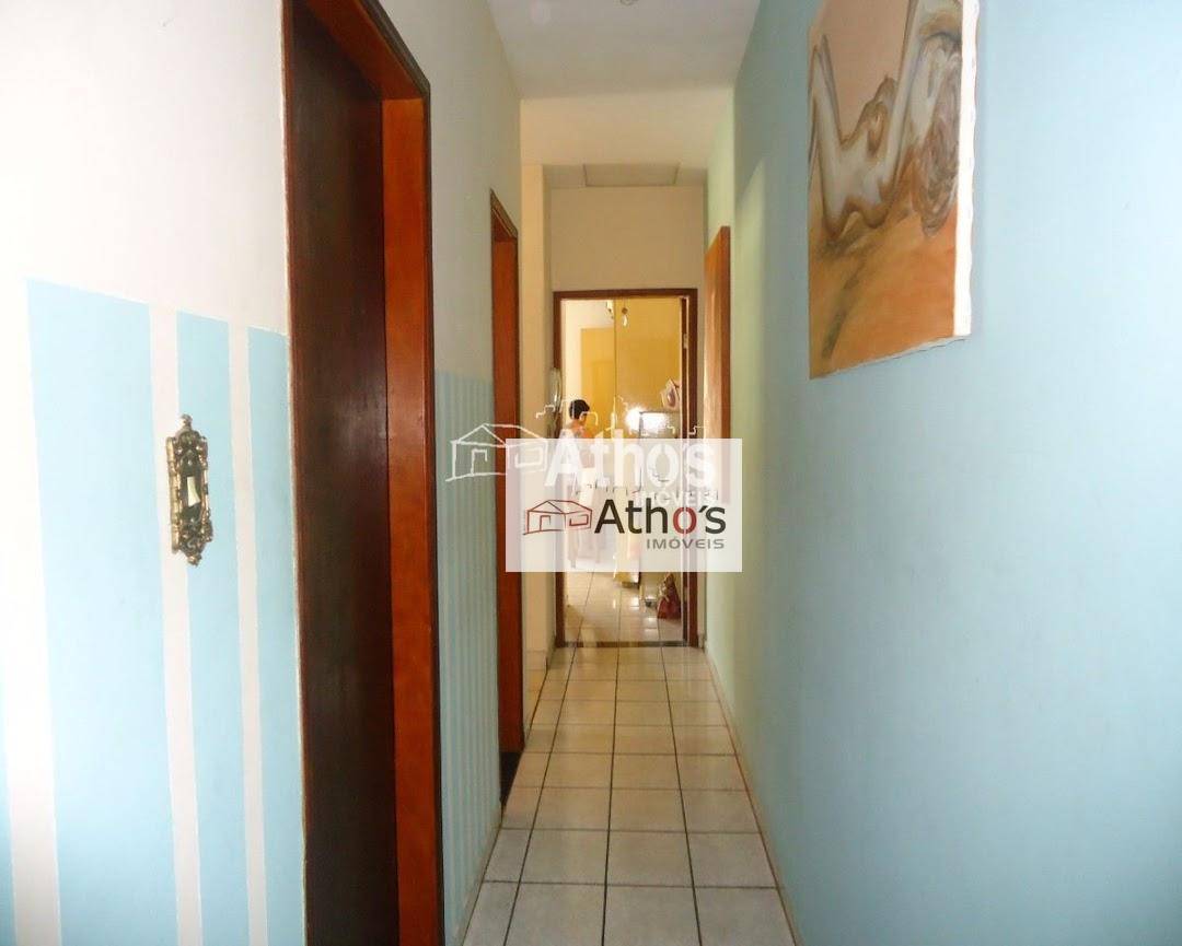 Sobrado à venda com 3 quartos, 250m² - Foto 28