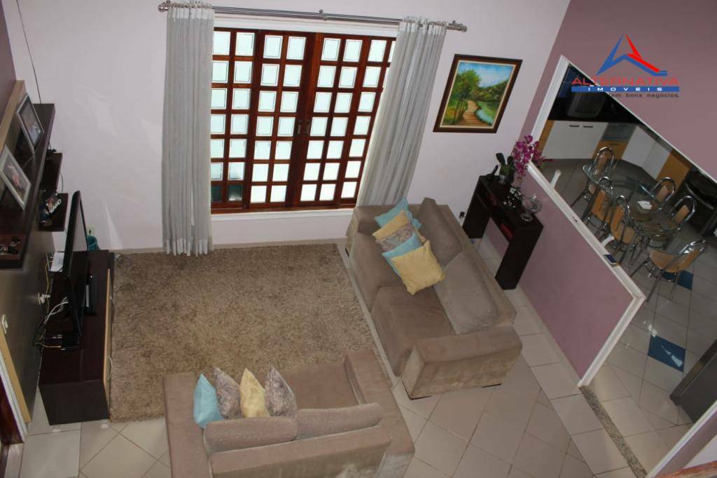 Casa, 3 quartos, 209 m² - Foto 3