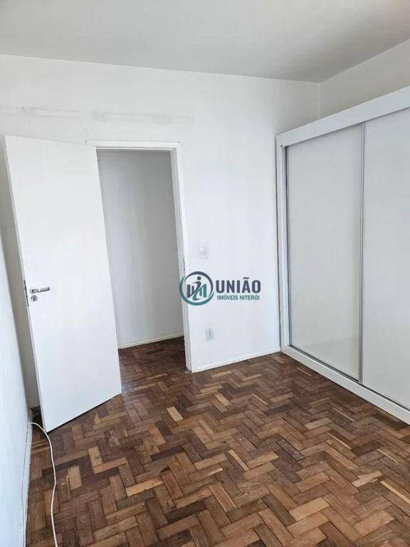 Apartamento à venda com 3 quartos, 98m² - Foto 7