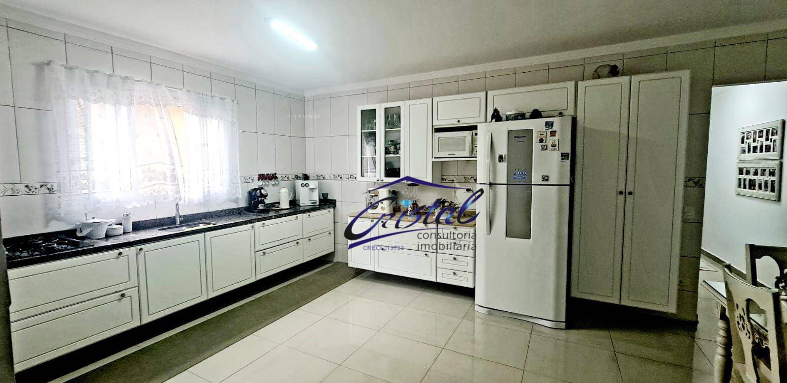 Casa, 4 quartos, 230 m² - Foto 7