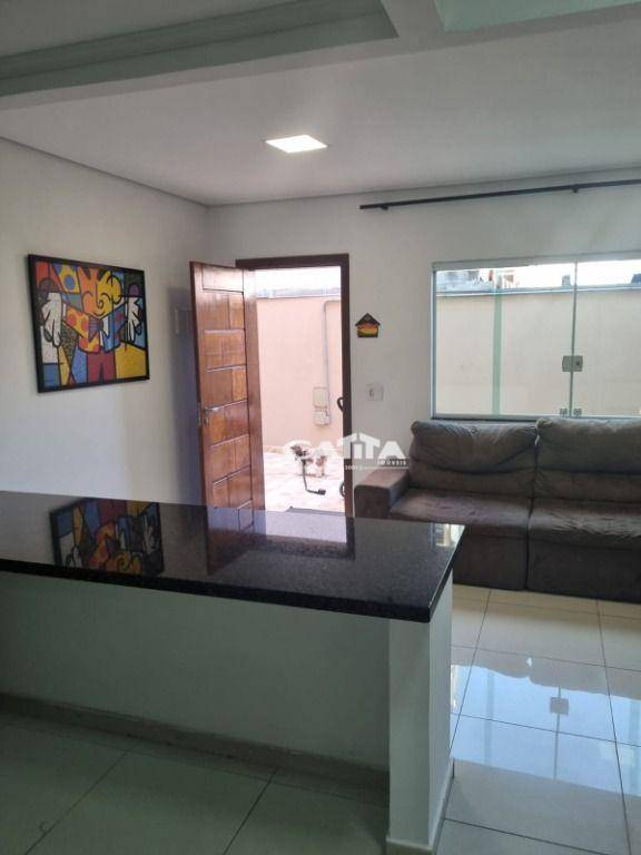 Sobrado à venda e aluguel com 3 quartos, 100m² - Foto 4