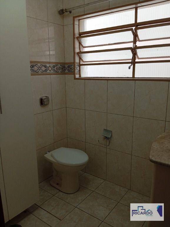 Sobrado para alugar com 3 quartos, 140m² - Foto 13