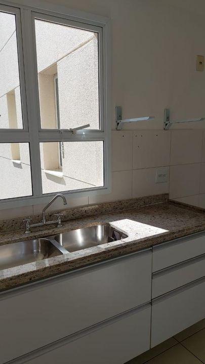 Apartamento à venda com 2 quartos, 90m² - Foto 4